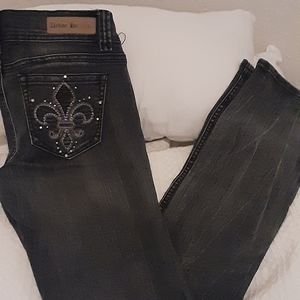 URBAN HERITAGE JEANS SIZE 7 INSEAM 32 EMBROIDERED